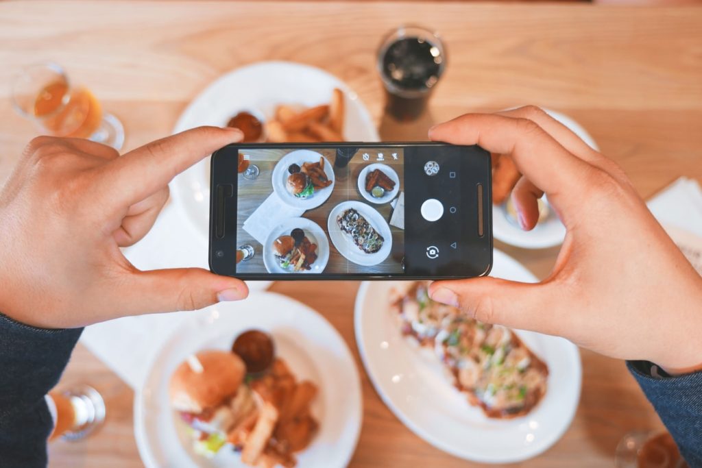 Social media marketing for restaurants instagram